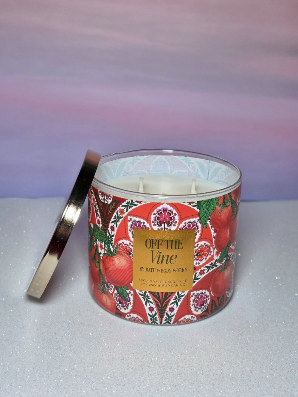 NEW*Bath & Body Works Off The Vine 3 Wick Candle